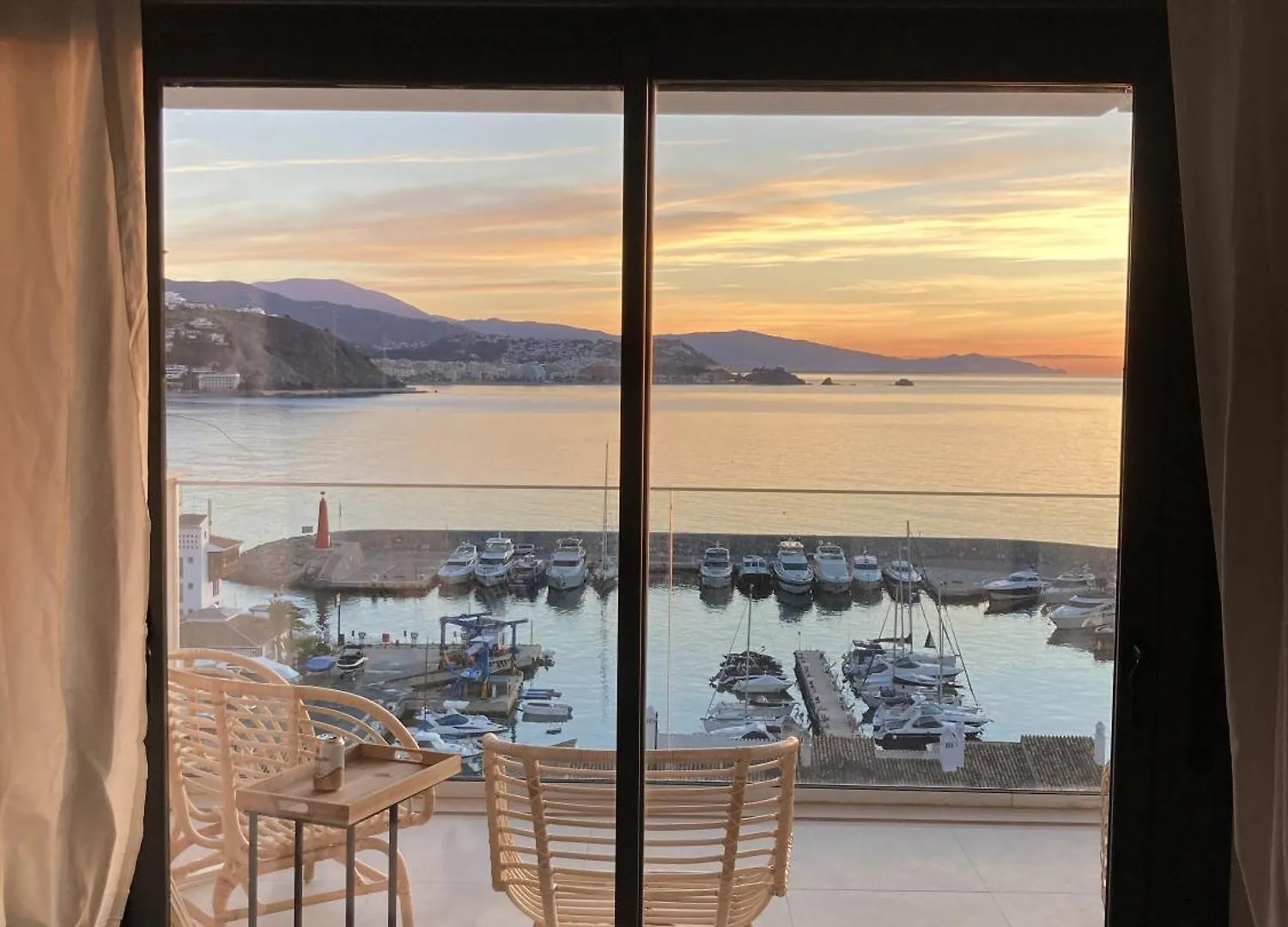 Icon Marina B Apartment La Herradura
